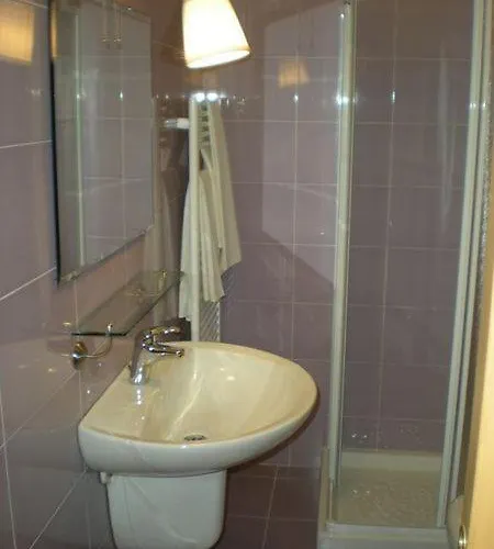 Hotel Regina *